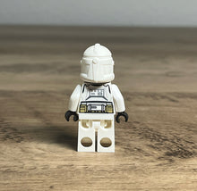 Load image into Gallery viewer, LEGO SW Custom Minifigure: 7th Legion Clone Trooper
