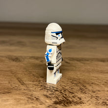 Load image into Gallery viewer, LEGO SW Custom Minifigure: Phase 2 Tup
