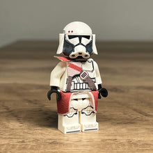 Load image into Gallery viewer, LEGO SW Custom Minifigure: Commander Bacara
