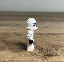 Load image into Gallery viewer, LEGO SW Custom Minifigure: Phase 2 Hardcase
