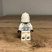 Load image into Gallery viewer, LEGO SW Custom Minifigure: Imperial Recon Clone Trooper
