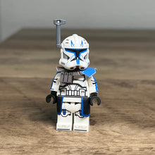 Load image into Gallery viewer, Custom Captain Rex Pauldron
