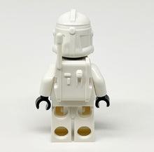 Load image into Gallery viewer, Clone Trooper Accessory: Ranged Back Pack - White
