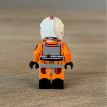 Load image into Gallery viewer, Official LEGO Minifigure: Luke Skywalker - Pilot Suit, Printed Arms, Black Boots (UCS)
