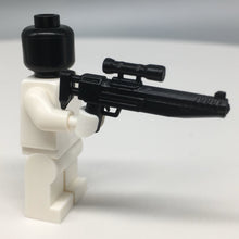 Load image into Gallery viewer, Star Wars Weapon: Mandalorian Carbine Blaster

