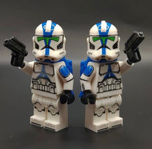 Load image into Gallery viewer, Phase 2 501st BF2 Jetpack Trooper (2005)
